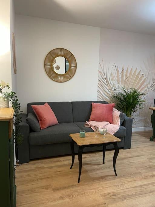 Appartement Familial 8 Personnes Proche De Disney Et Paris Шеси Экстерьер фото