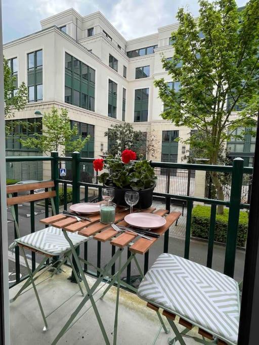 Appartement Familial 8 Personnes Proche De Disney Et Paris Шеси Экстерьер фото